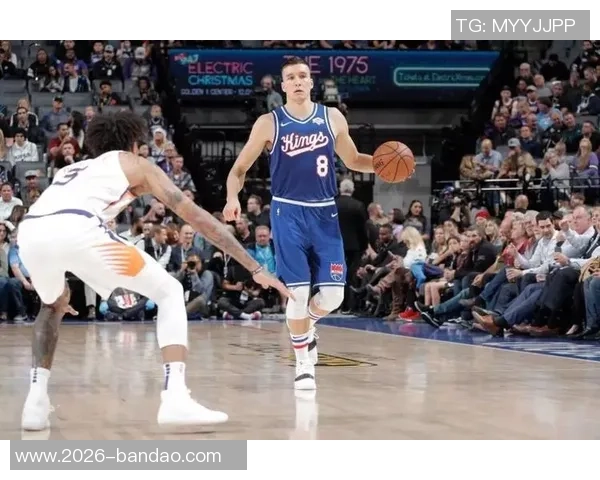 博格丹分享战胜灰熊的秘诀:拉开空间与精准阅读比赛局势的重要性 博格丹分享战胜灰熊的秘诀:拉开空间与精准阅读比赛局势的重要性