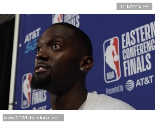 祝福雄鹿球员杰里科希姆斯27岁生日快乐愿他在新的一岁中更进一步