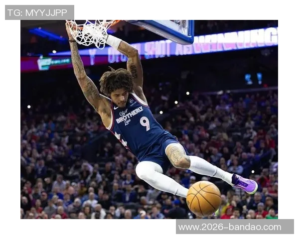 马克西称赞乌布雷在场上积极发声带动队友攻防两端表现出色 马克西称赞乌布雷在场上积极发声带动队友攻防两端表现出色