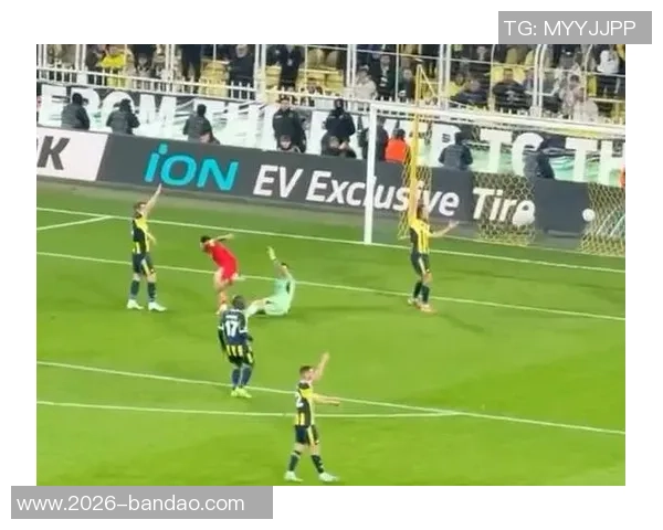 主场遭遇31分惨败蒙克坦言球队虽沮丧但依然团结奋战 主场遭遇31分惨败蒙克坦言球队虽沮丧但依然团结奋战