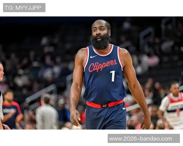 哈登休息助快船逆袭分析近5场与前27场表现差异